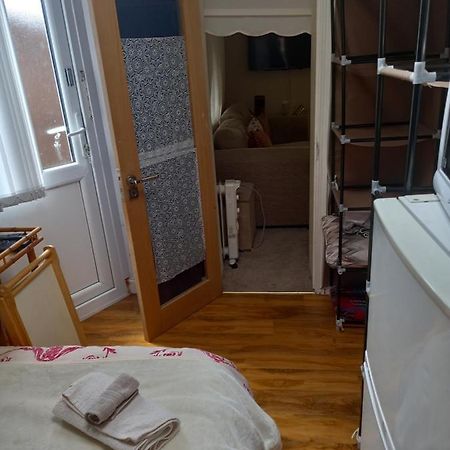 Larchmont Stay Side En Suite With Small Double Bed Leicester Exteriör bild