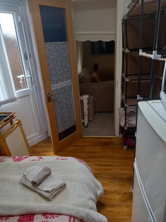 Larchmont Stay Side En Suite With Small Double Bed Leicester Exteriör bild